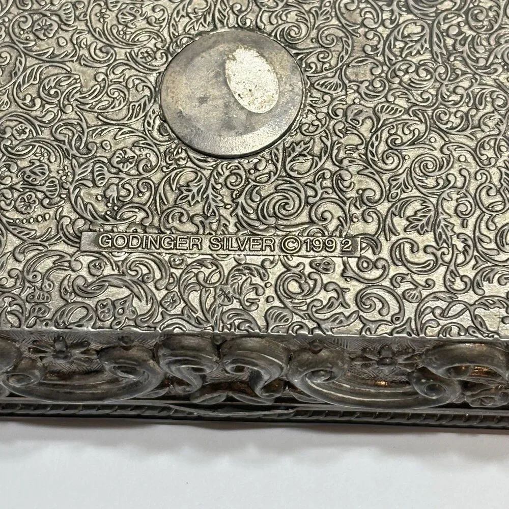 VINTAGE - GODINGER 1992 SILVER PLATED RECTANGULAR JEWELRY BOX WITH SOFT LINING